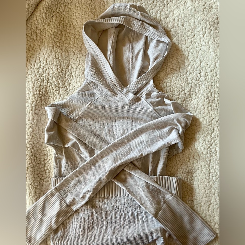 lululemon athletica Rest Less Textured Pull Over Hoodie- Size S